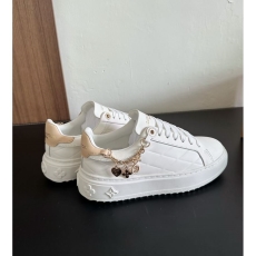 Louis Vuitton Low Shoes